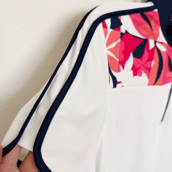 Women's White and Pink Geometric Top - Picture 5 of 10